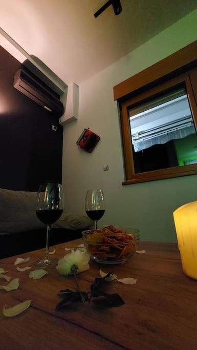 Appartamento Turquoise Orange, The Art Of Vacation In Belgrado Esterno foto